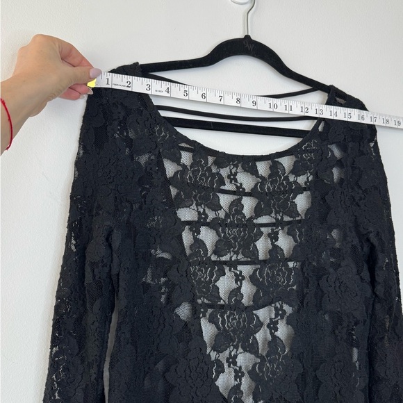 Rehab Black Lace Cut Out Blouse - Picture 13 of 17